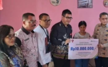 Program BETA Ambon Berikan Santunan Rp10 Juta kepada Ahli Waris Pekerja Rentan di Hative Besar